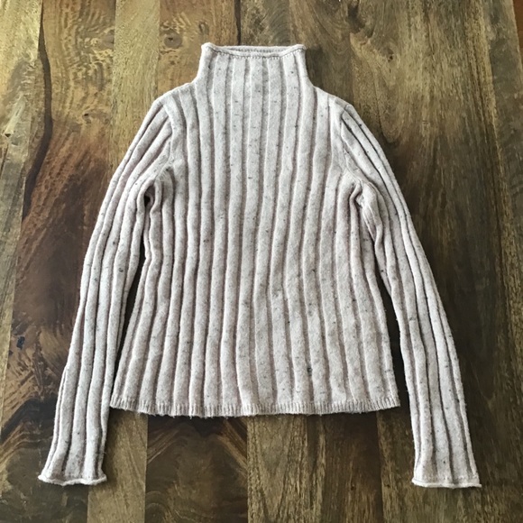 COPY - Madewell Donegal Evercrest Turtleneck Sweater in Coziest Yarn - Blush - Picture 4 of 10